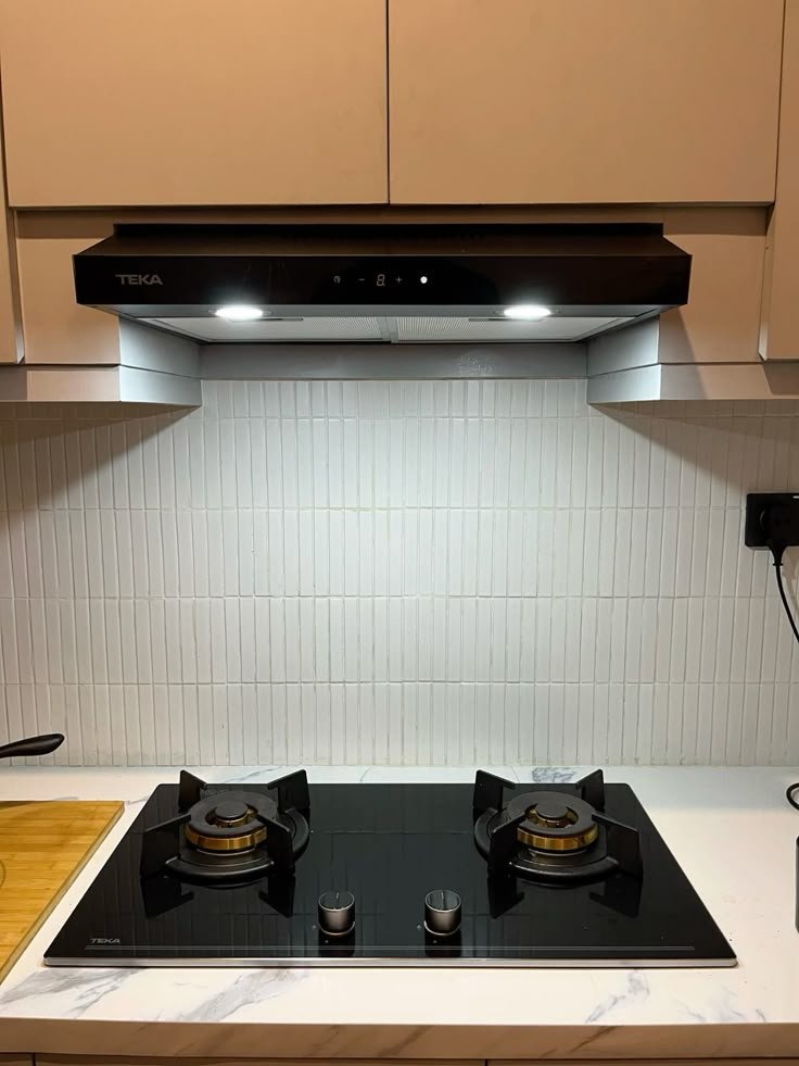 KITCHEN HOBS - Image 2