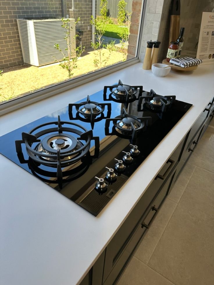 KITCHEN HOBS - Image 4